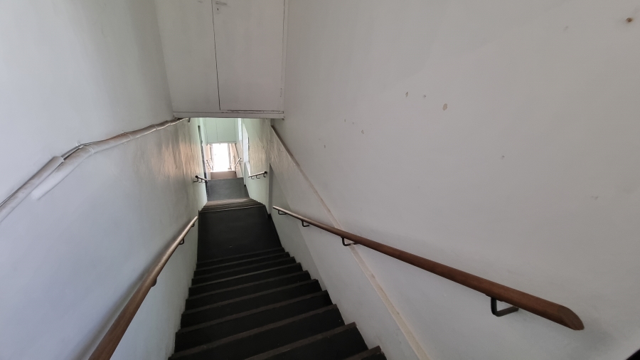To Let Commercial Property for Rent in Woodstock Western Cape